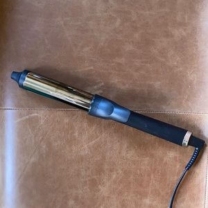 ghd Curve 1.25” Soft Curl Iron